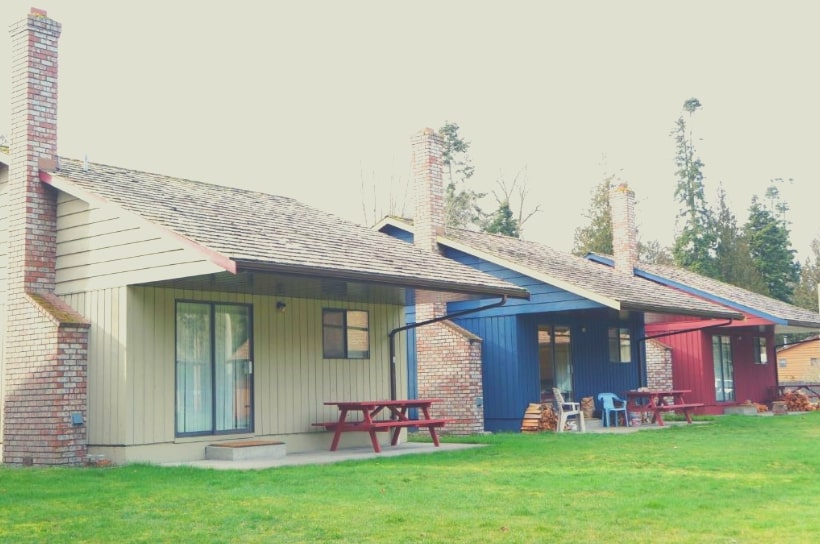 Riverside Resort 2