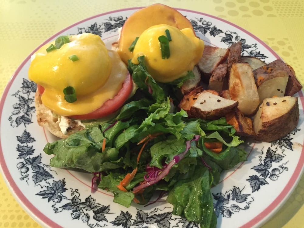 Avocado and Tomato Benny
