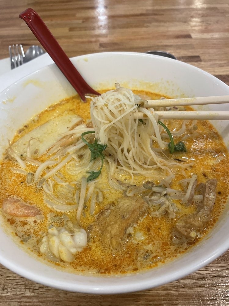 Singapore laksa