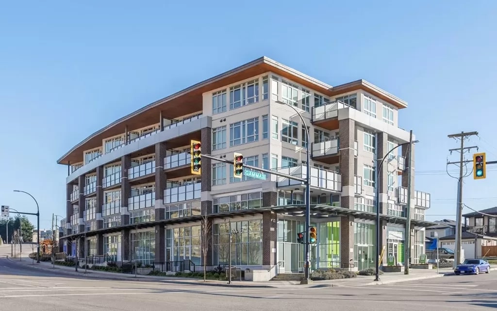 Off-Campus Student Housing