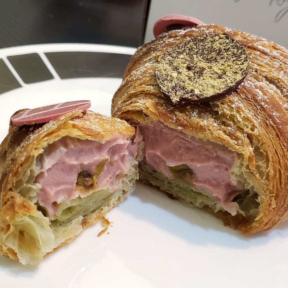 Pistachio Raspberry Croissant de Noel