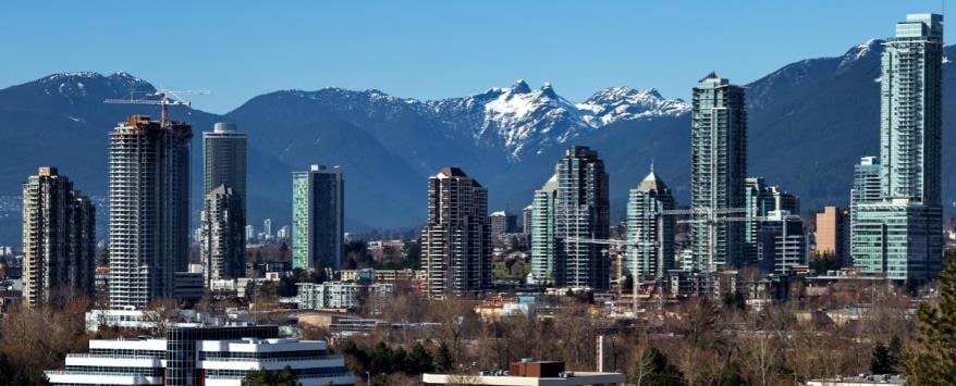 What's a good income for a family in Vancouver
