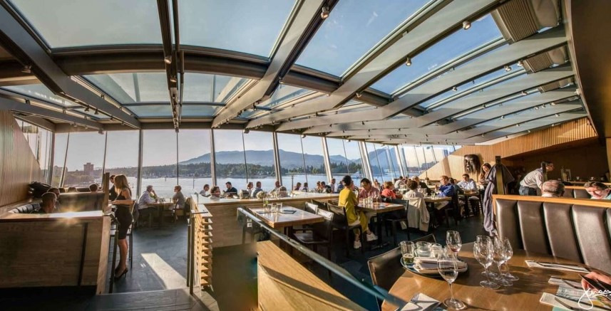 There are endless dining options